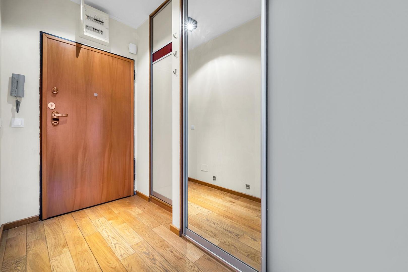 Wola Tower - 60M2, Balcony With City View, Parks Nearby - By Rentujemy Varsóvia Exterior foto