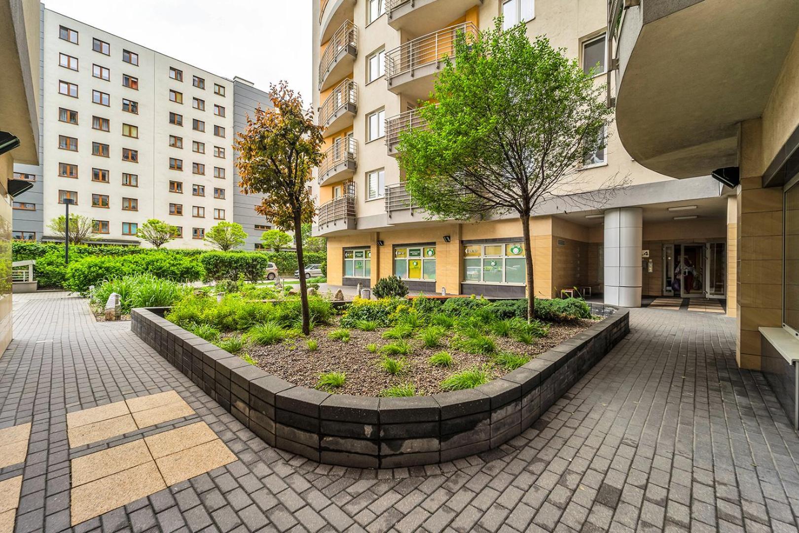 Wola Tower - 60M2, Balcony With City View, Parks Nearby - By Rentujemy Varsóvia Exterior foto